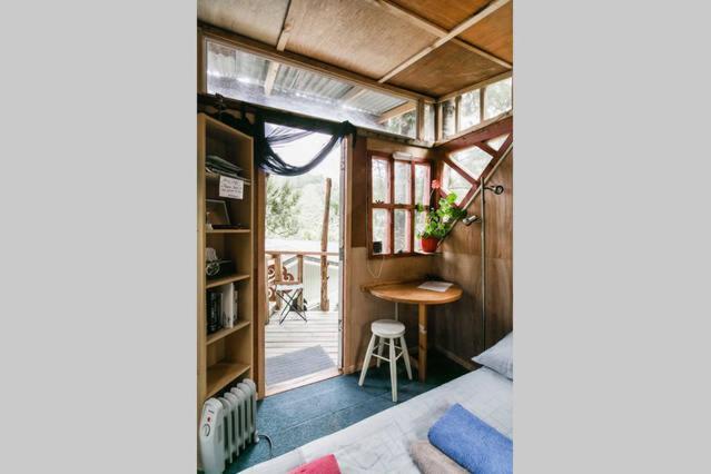 The Treehut At The Rabbithole, Upper Hutt Hotel Akatarawa Exterior photo